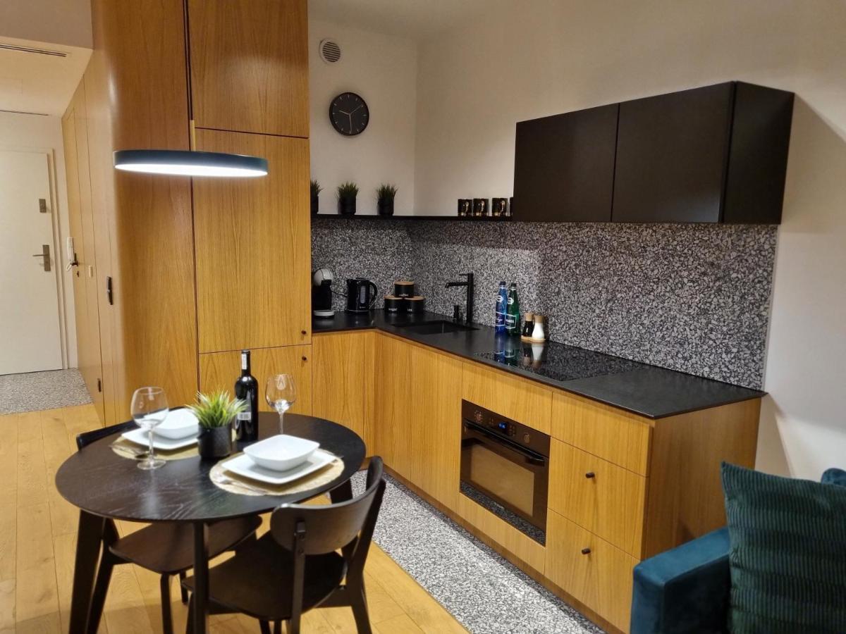 Premium Apartments Rzeszow Gold Екстериор снимка